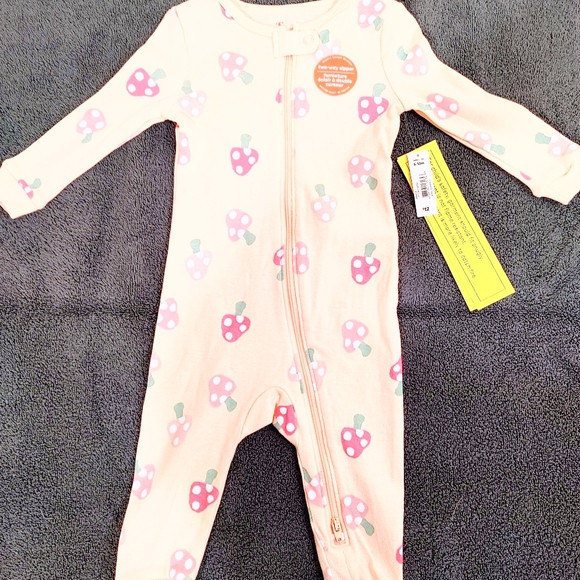 6-12 Month Old Baby Onesies & Pants - Picture 4 of 4